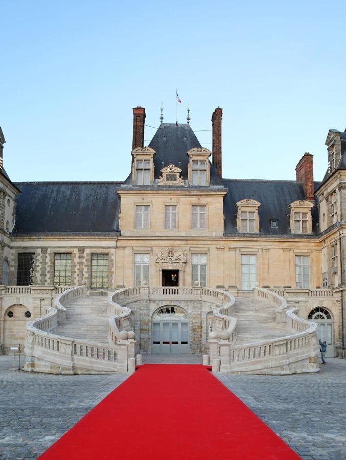 Le Denecourt - A Deux Pas De La Gare Et De La Foret De Fontainebleau Avon Екстериор снимка